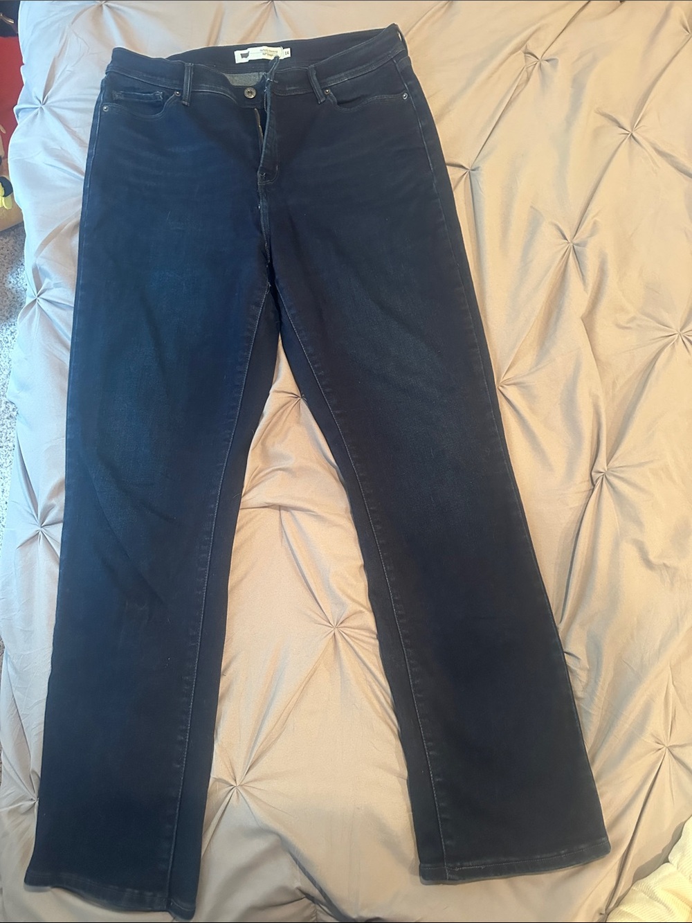 Levi's 512 Women's Boot-Cut Jeans in Dark Indigo